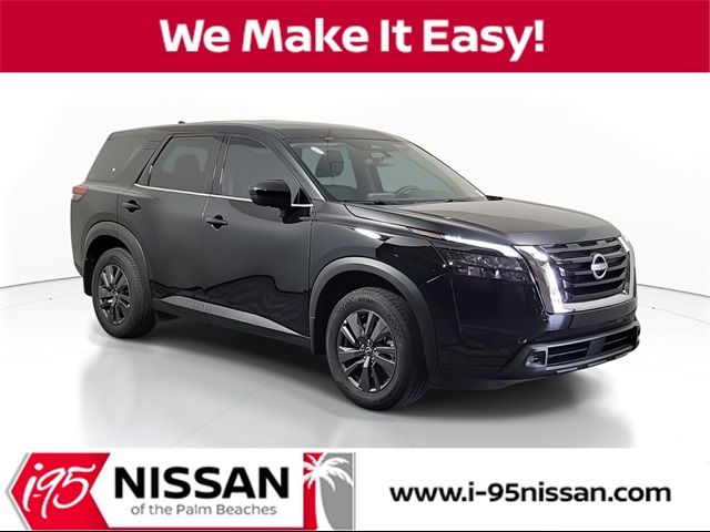 2024 Nissan Pathfinder S