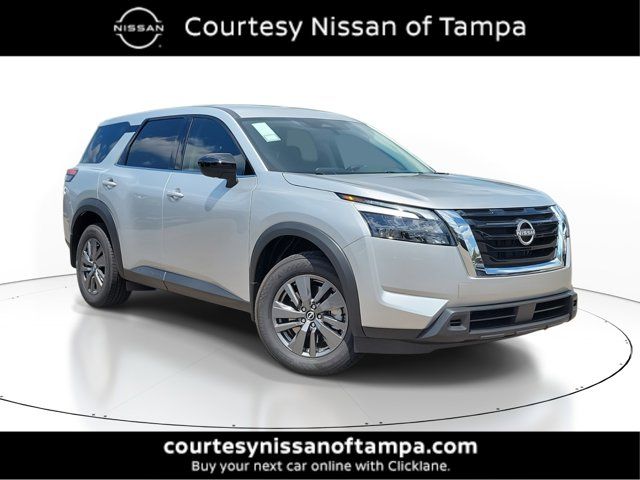 2024 Nissan Pathfinder S