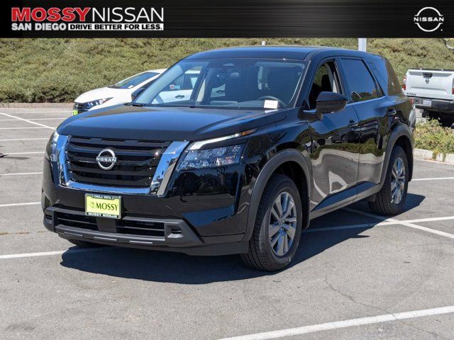 2024 Nissan Pathfinder S