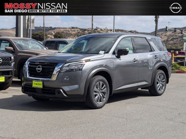 2024 Nissan Pathfinder S