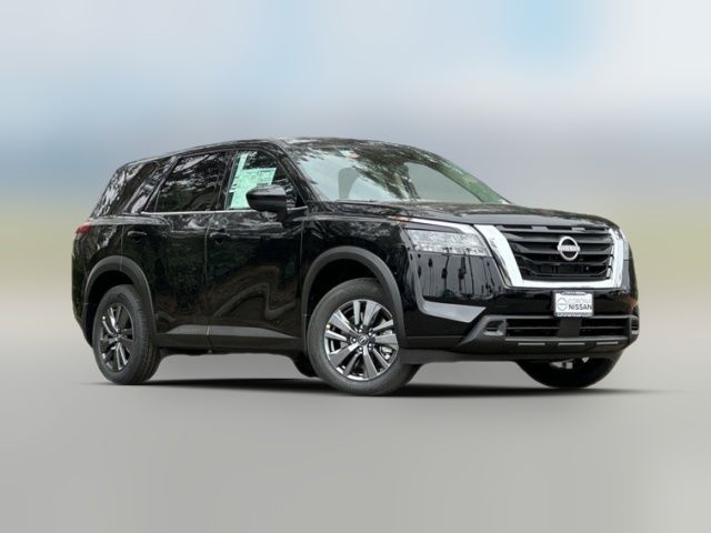 2024 Nissan Pathfinder S