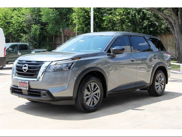 2024 Nissan Pathfinder S