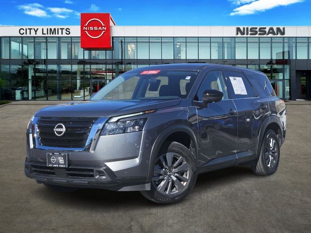 2024 Nissan Pathfinder S