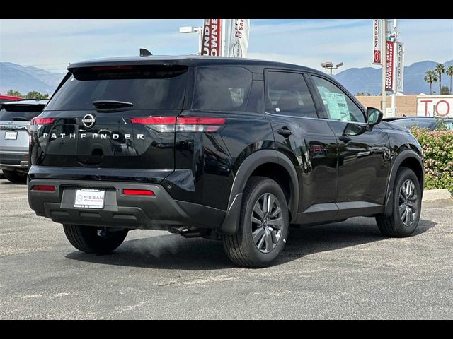 2024 Nissan Pathfinder S