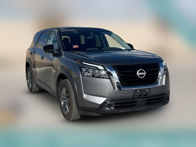 2024 Nissan Pathfinder S