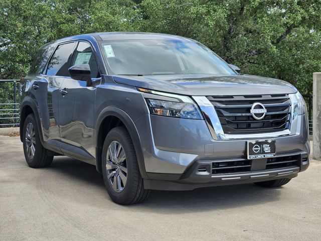 2024 Nissan Pathfinder S