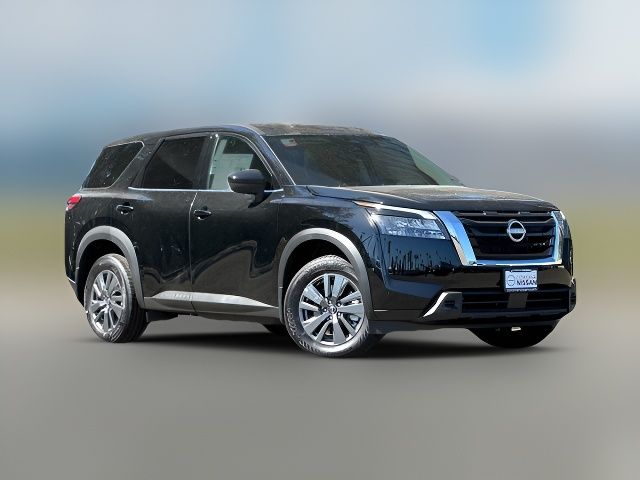 2024 Nissan Pathfinder S