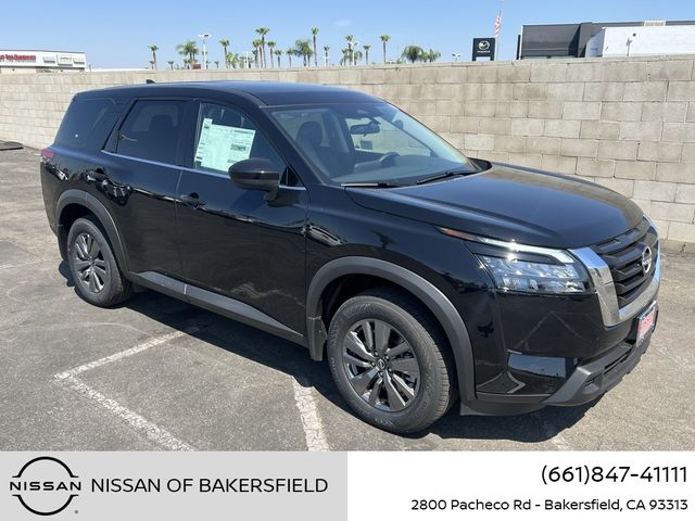 2024 Nissan Pathfinder S