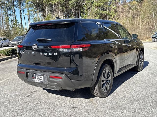2024 Nissan Pathfinder S