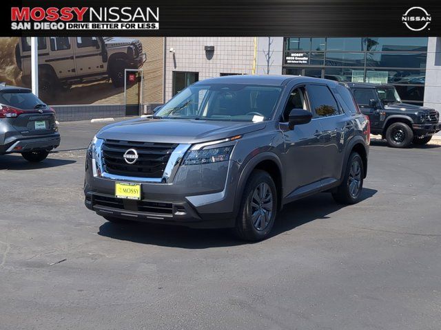 2024 Nissan Pathfinder S