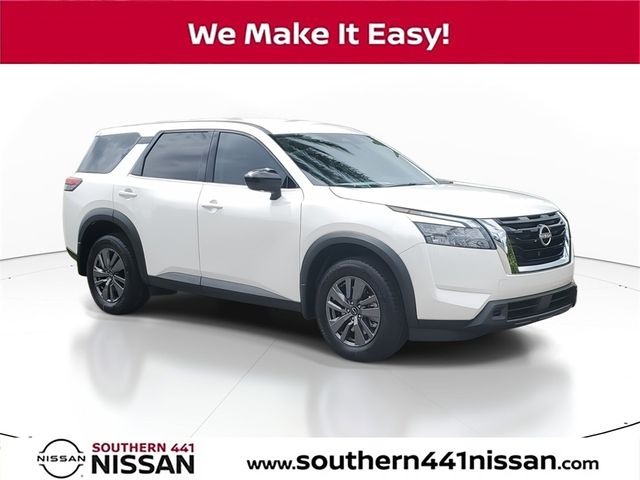 2024 Nissan Pathfinder S