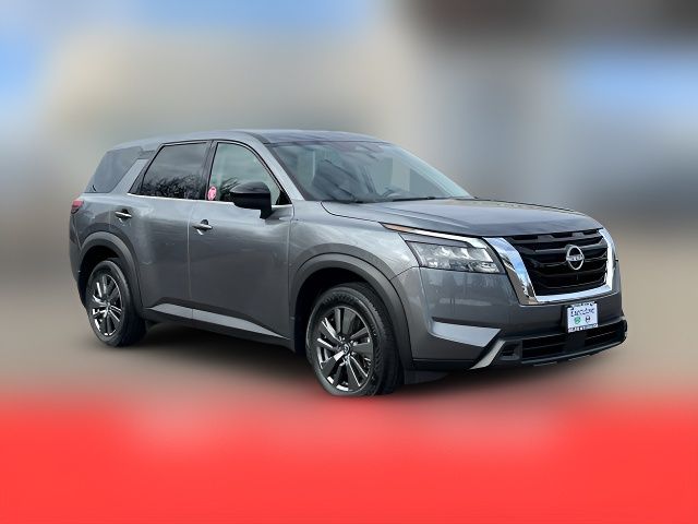 2024 Nissan Pathfinder S