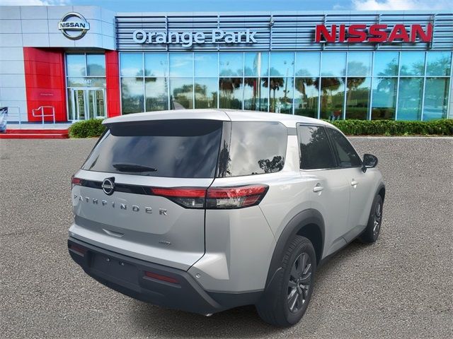 2024 Nissan Pathfinder S