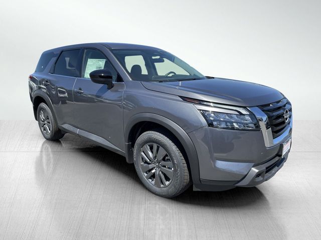 2024 Nissan Pathfinder S