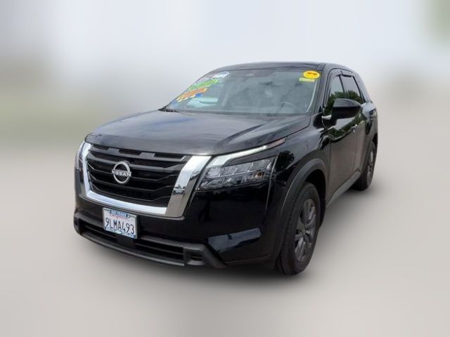 2024 Nissan Pathfinder S
