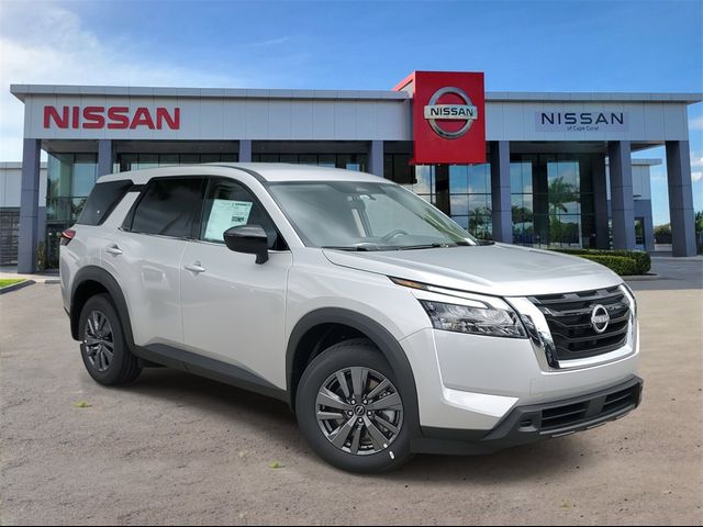 2024 Nissan Pathfinder S