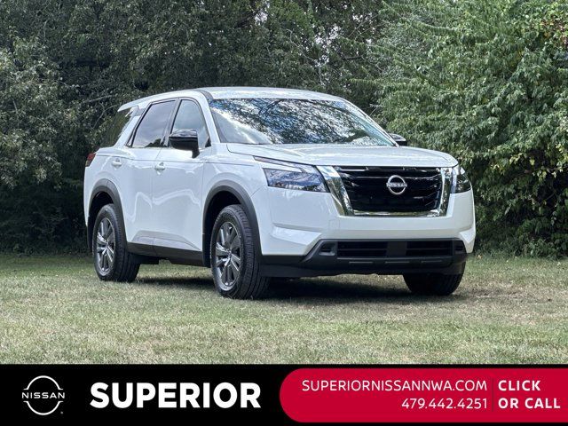 2024 Nissan Pathfinder S