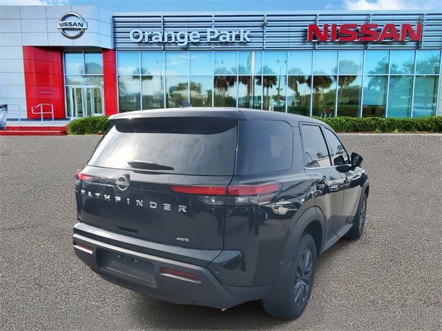 2024 Nissan Pathfinder S