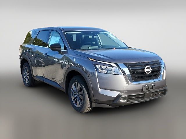 2024 Nissan Pathfinder S