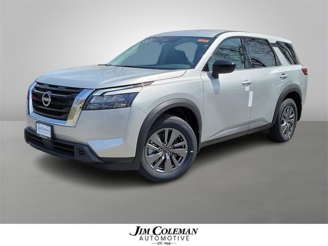 2024 Nissan Pathfinder S