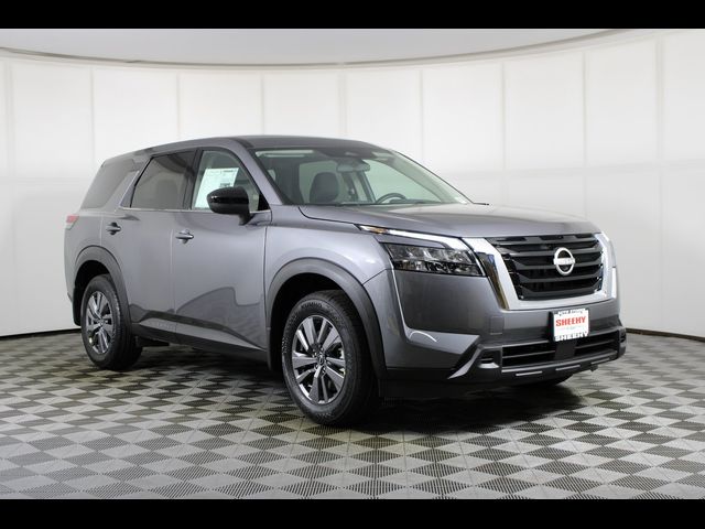 2024 Nissan Pathfinder S