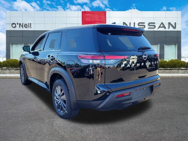 2024 Nissan Pathfinder S