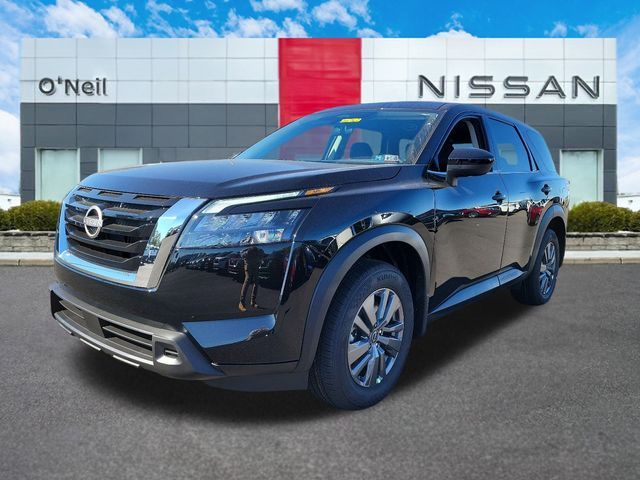 2024 Nissan Pathfinder S