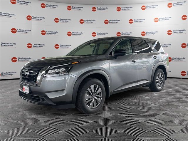 2024 Nissan Pathfinder S