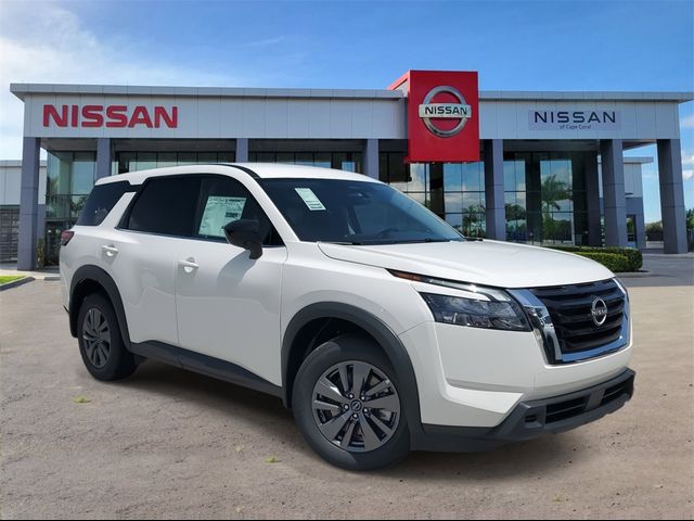 2024 Nissan Pathfinder S