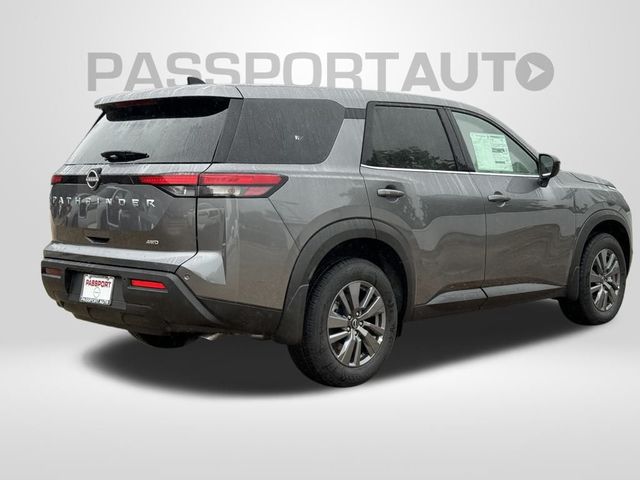 2024 Nissan Pathfinder S