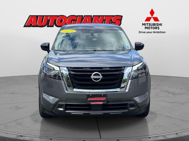 2024 Nissan Pathfinder S