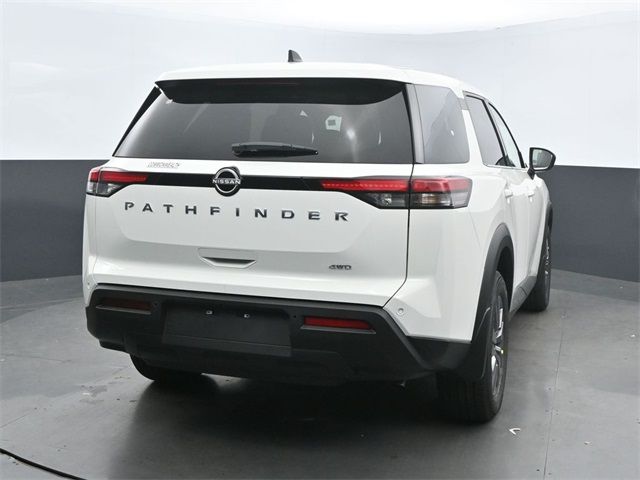 2024 Nissan Pathfinder S