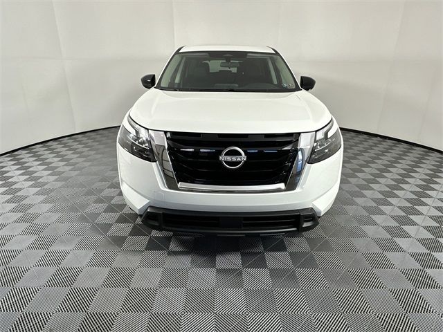 2024 Nissan Pathfinder S