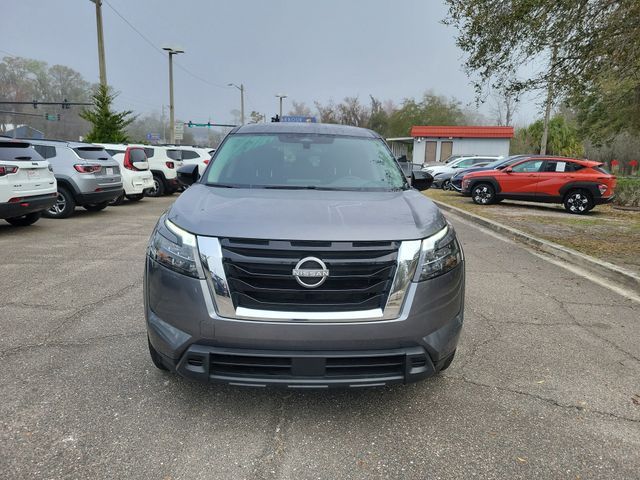 2024 Nissan Pathfinder S