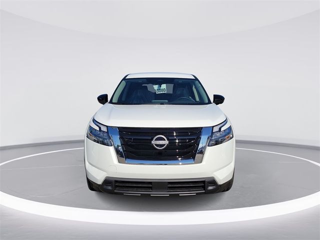 2024 Nissan Pathfinder S