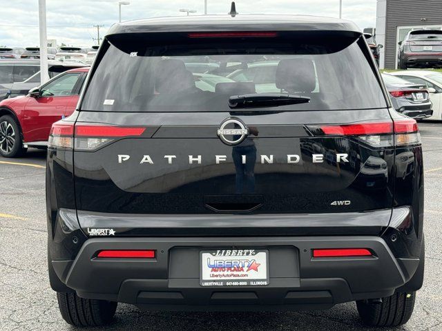 2024 Nissan Pathfinder S