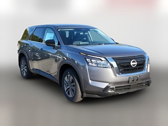 2024 Nissan Pathfinder S