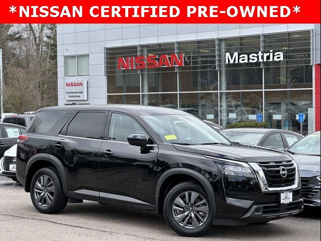 2024 Nissan Pathfinder S