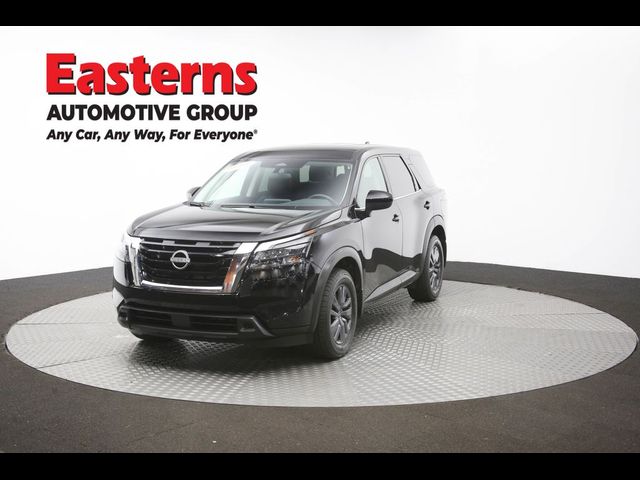 2024 Nissan Pathfinder S