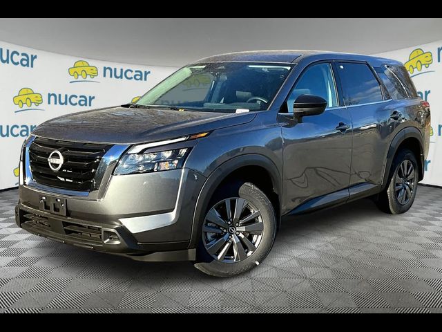 2024 Nissan Pathfinder S