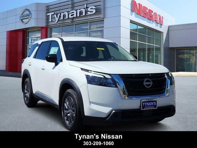 2024 Nissan Pathfinder S