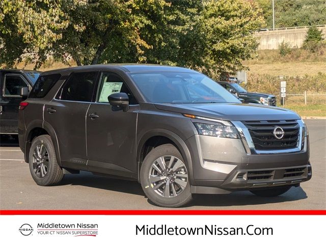 2024 Nissan Pathfinder S