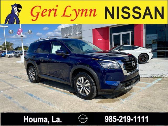 2024 Nissan Pathfinder SL