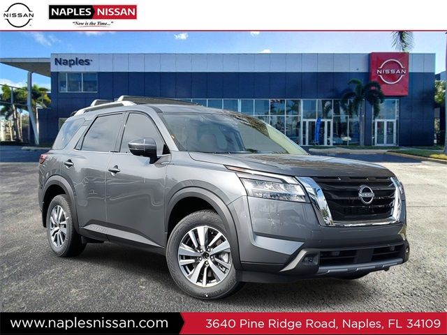 2024 Nissan Pathfinder SL