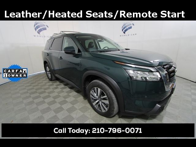 2024 Nissan Pathfinder SL