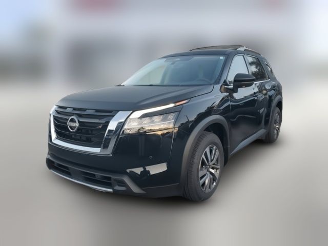 2024 Nissan Pathfinder SL