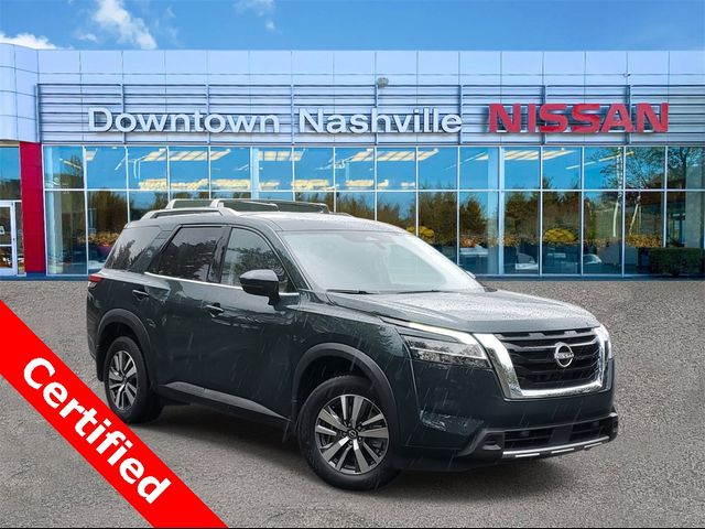 2024 Nissan Pathfinder SL