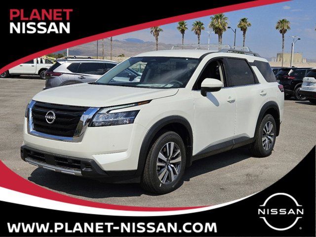 2024 Nissan Pathfinder SL