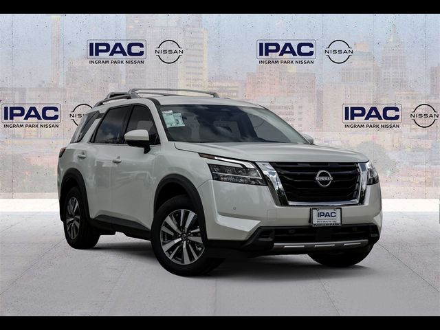 2024 Nissan Pathfinder SL