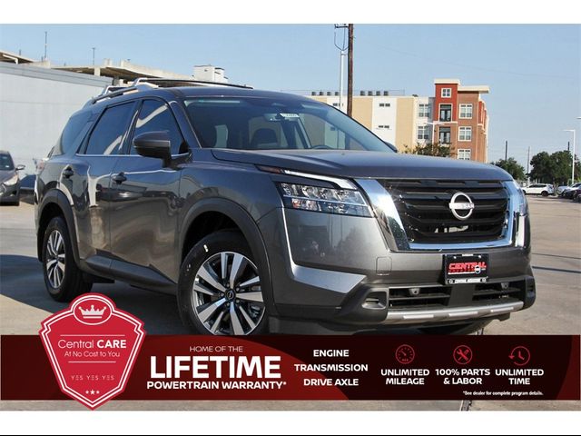 2024 Nissan Pathfinder SL